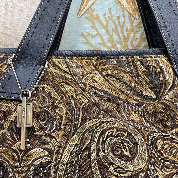 Fossil VTG Womens Tapestry 70’s Vibe Charm Hand Bag Purse Key Elegant Simple - Picture 6 of 16